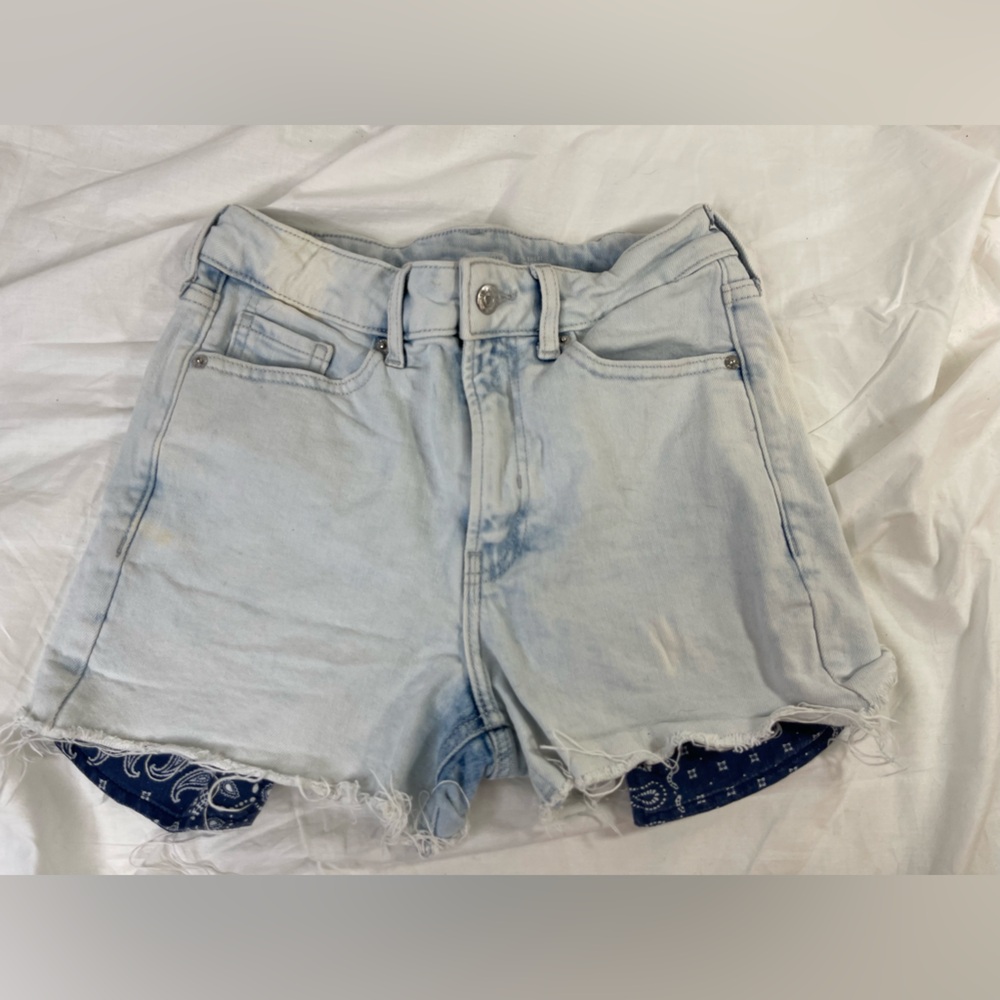 Old Navy high waisted OG Towel Elsa exposed pocket cut off denim shorts size 4